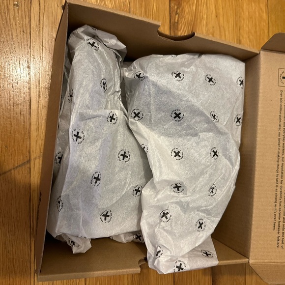 Brand new size 8 toddler Dr. Martens - Picture 3 of 3